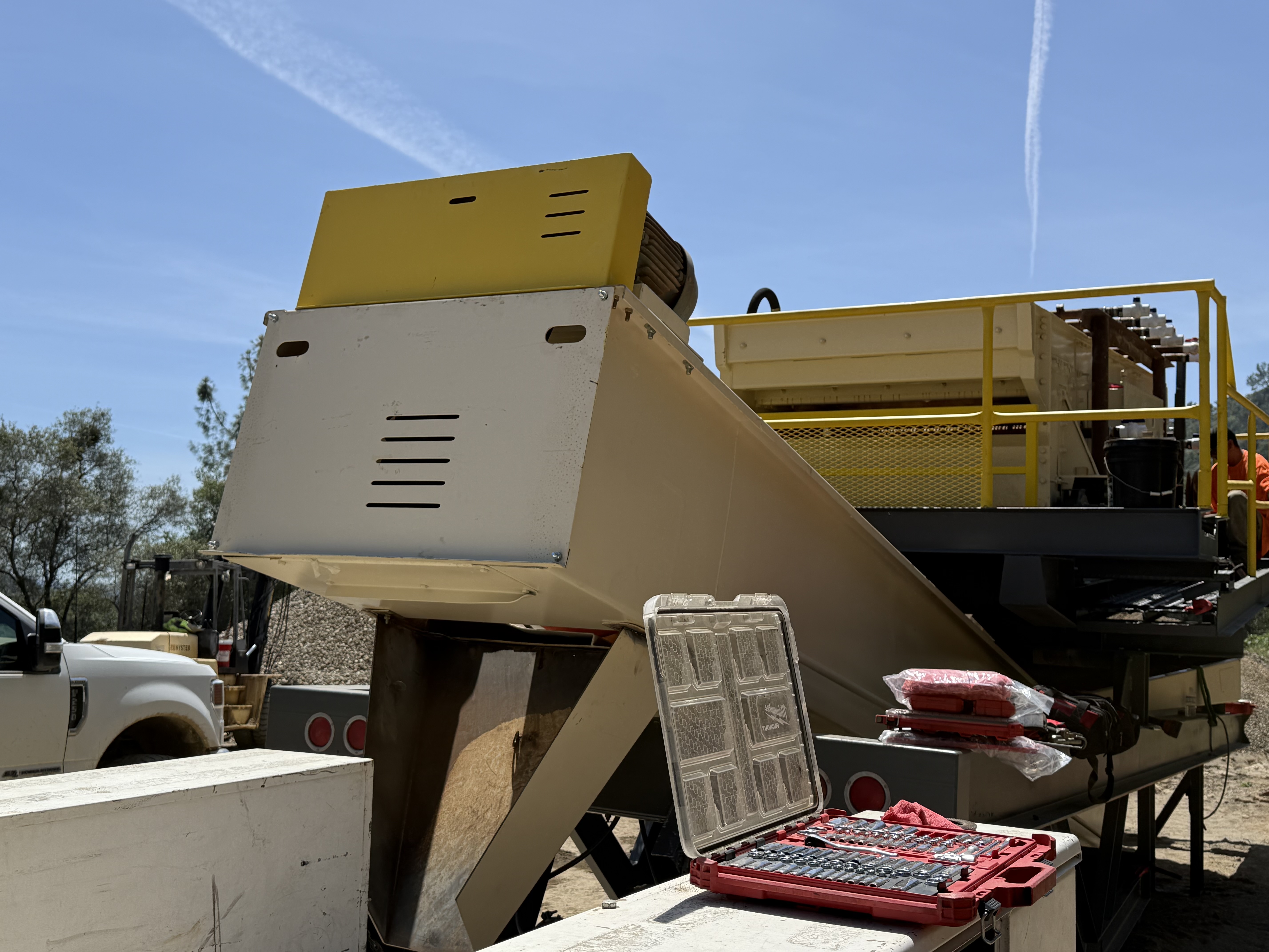 Rebuilt sand screw washer with new urethane wear shoes and drive package
