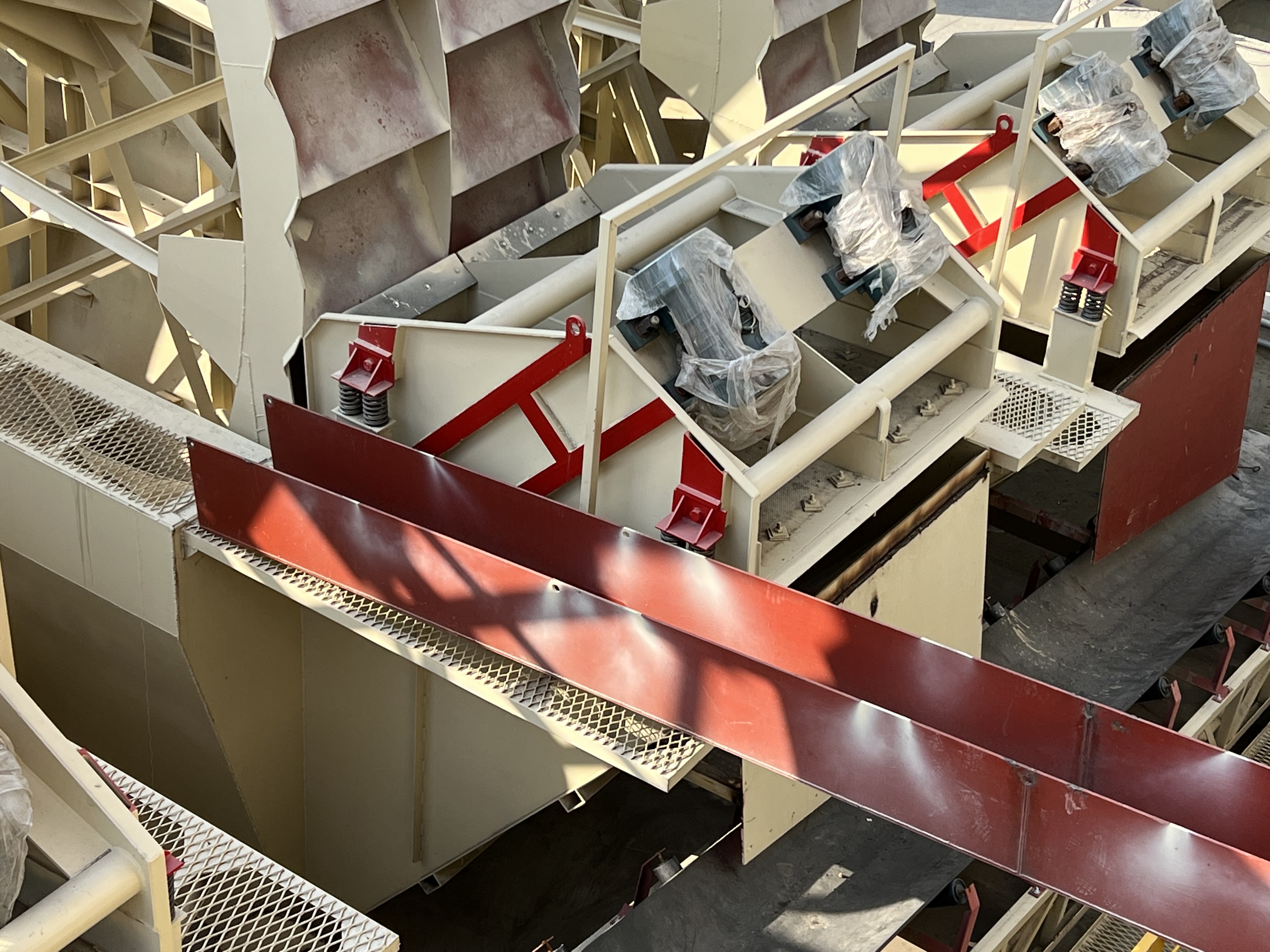 VC Reverse Incline Dewatering Screen